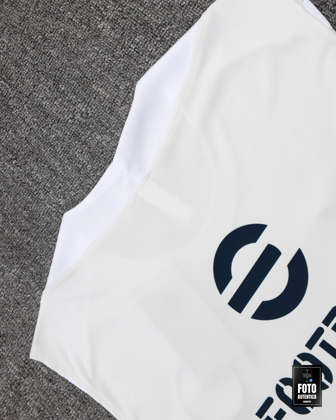 Completo Con Canotta 25/26