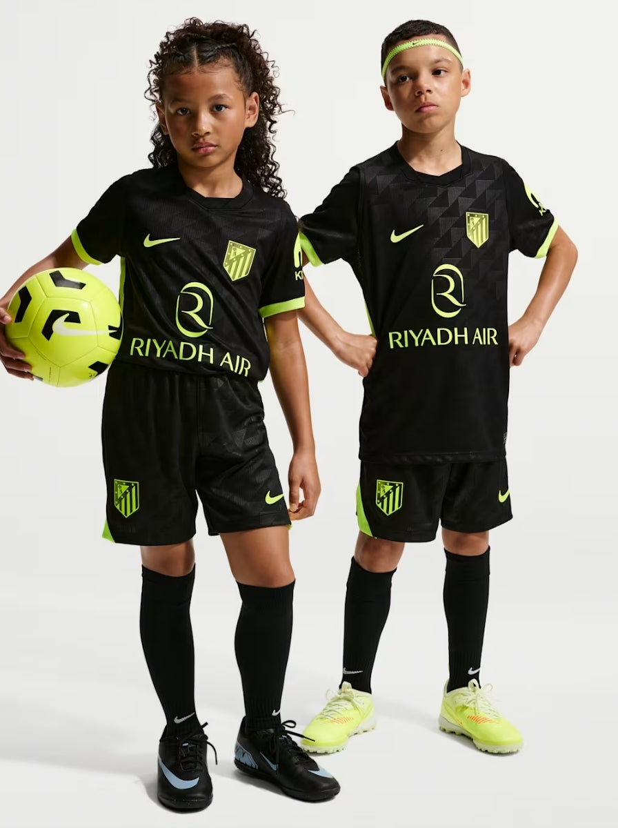 Kit Bambino Away 26/27